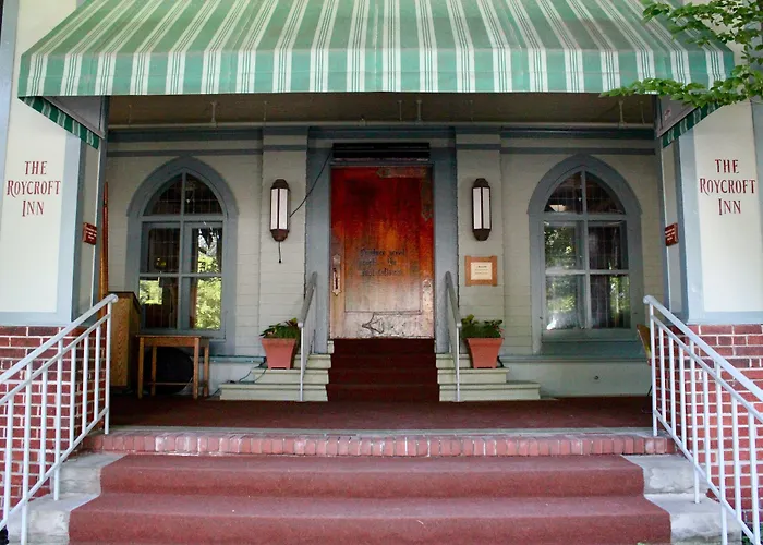 Roycroft Inn