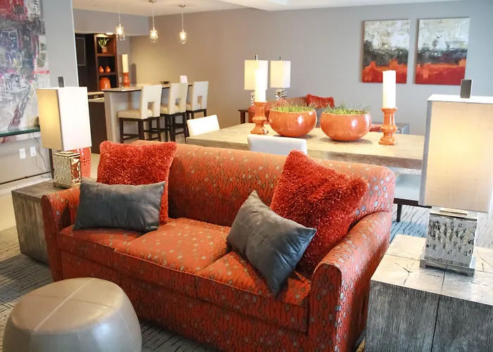 Holiday Inn Hotel & Suites Davenport By Ihg