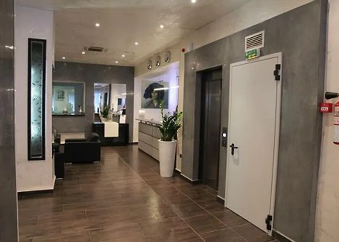 Abc Hotel
