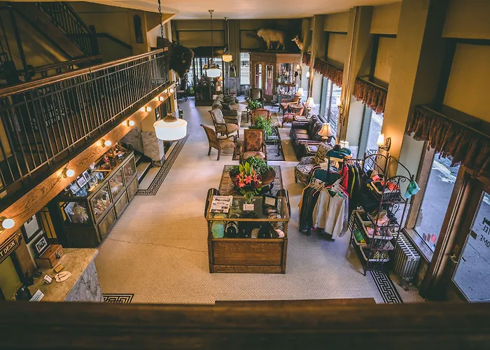 Murray Hotel Livingston