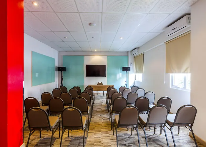 Monoloog Hotel Bekasi