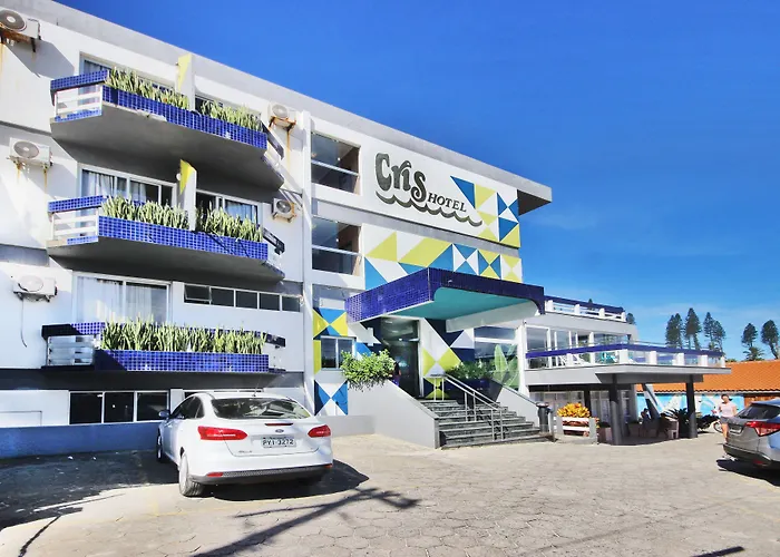 Cris Hotel