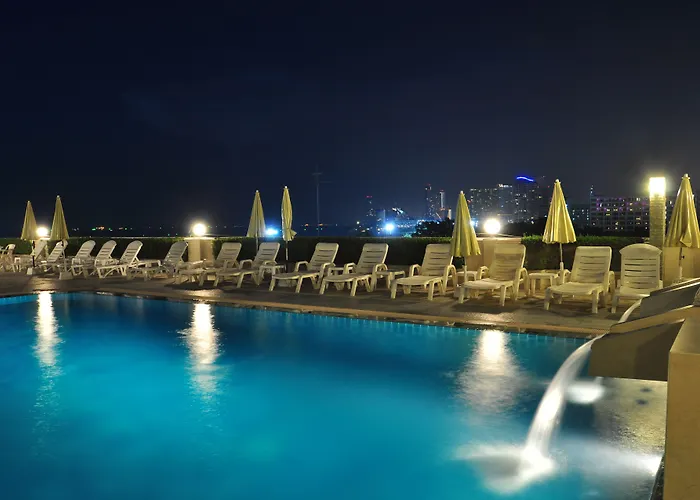 Flipper Lodge Hotel - Sha Extra Plus