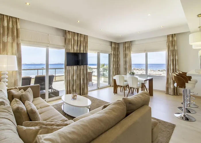 Marina Palace By Intercorp Hotel Group