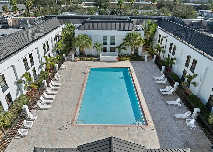 Orlando Palms