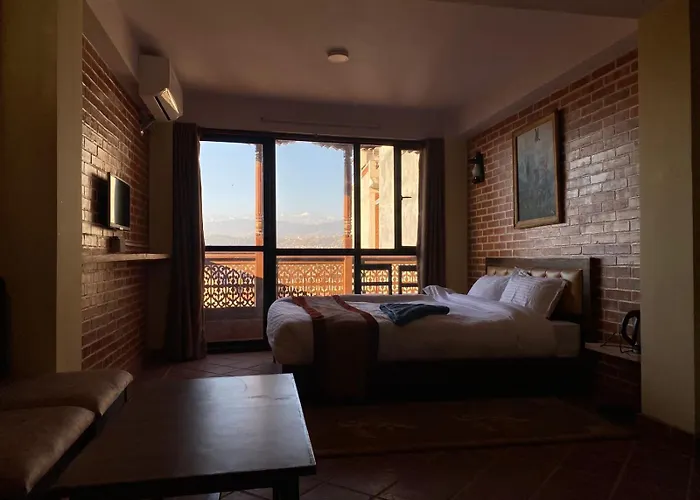 Hotel Durbar Side