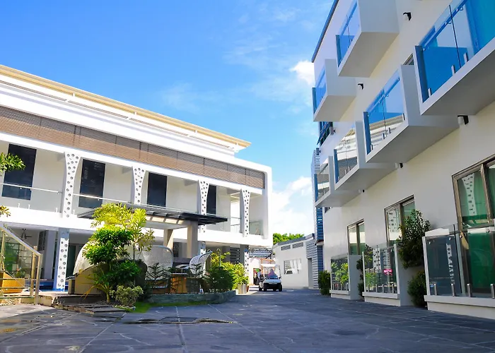 Eloisa Royal Suites