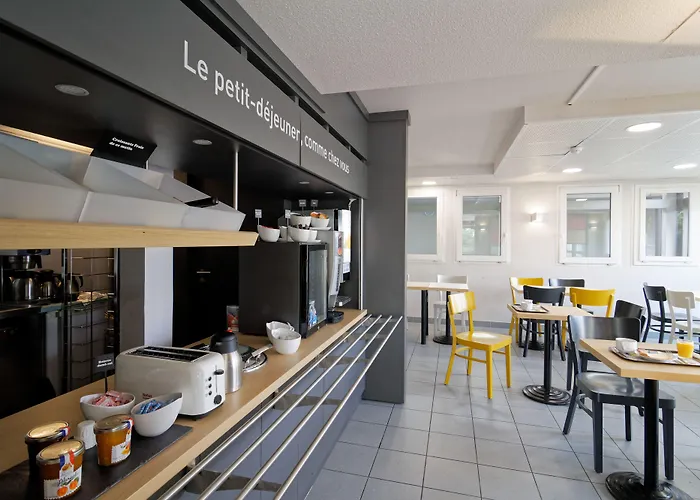 B&B Hotel Chateauroux Aeroport