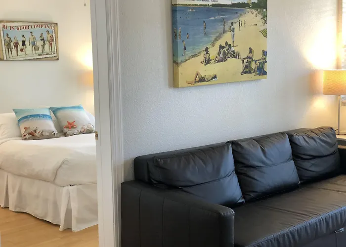 Coconut Inn