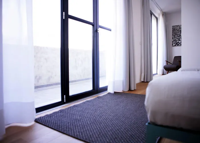 Mxp Rooms Guest House