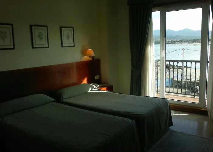 Hotel Bahía Bayona