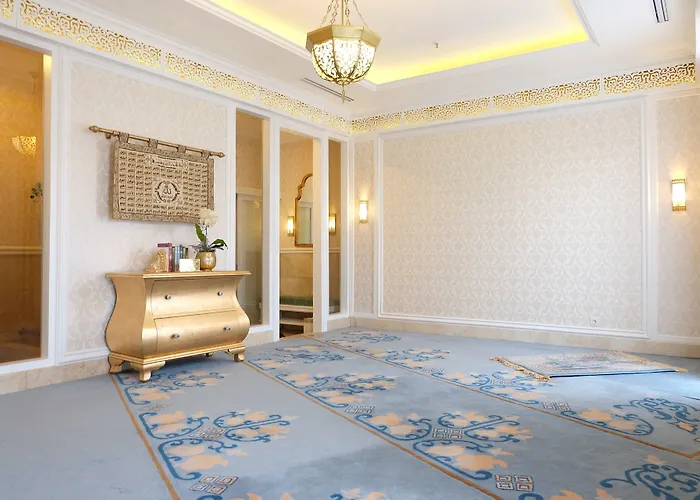 Noor Hotel