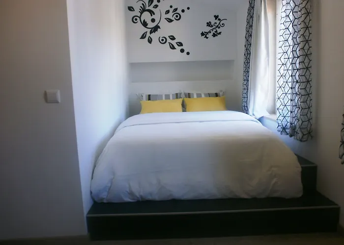 Thomar Story - Guest House