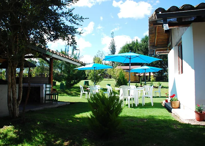 Hosteria Airport Garden