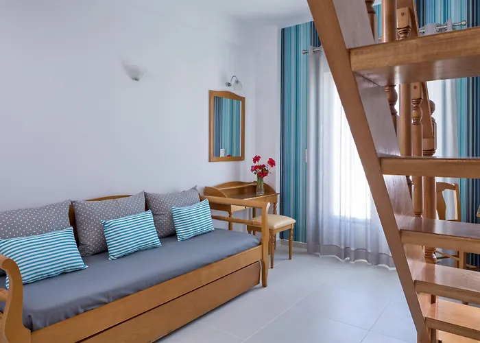 Santellini Hotel
