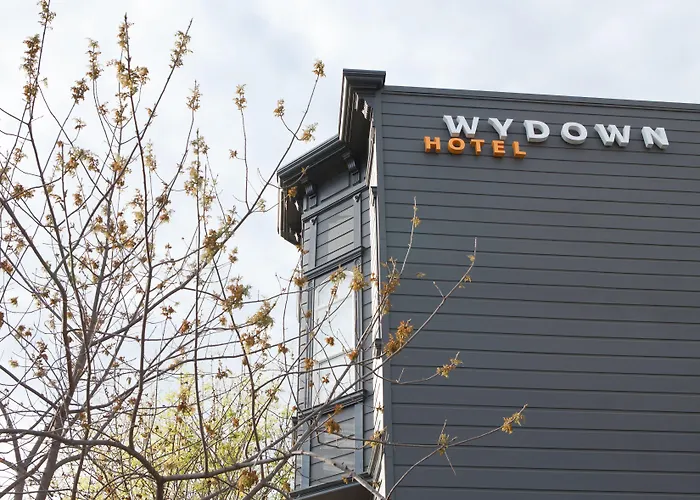 Wydown Hotel