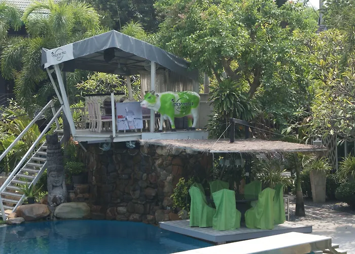 Momento Resort