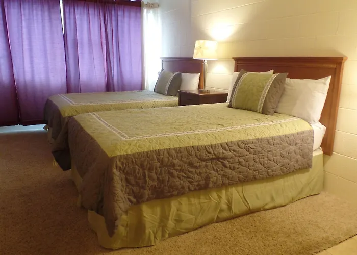 Hilo Reeds Bay Hotel