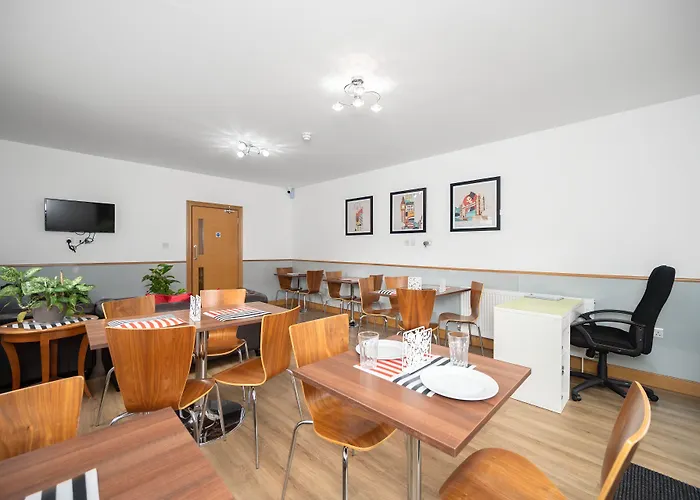Flexistay Aparthotel Sutton