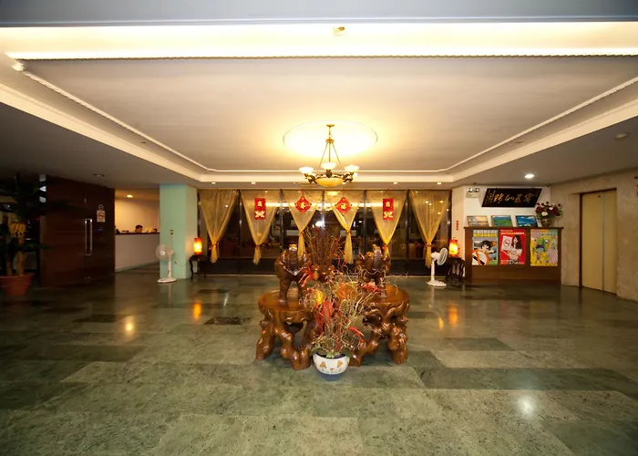 Champagne Hotel