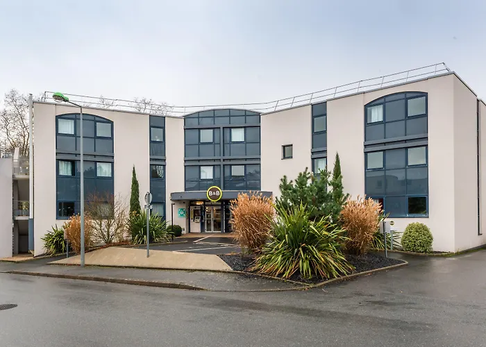 B&B Hotel Cholet Sud