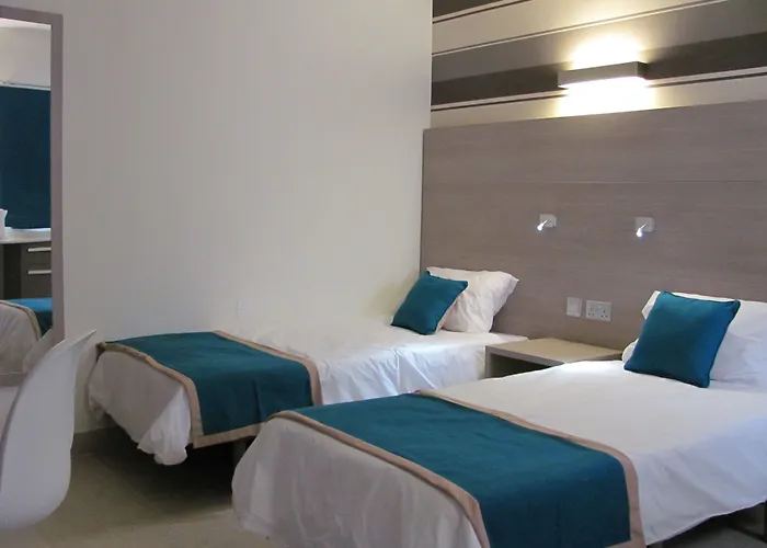 Day'S Inn Hotel And Residence