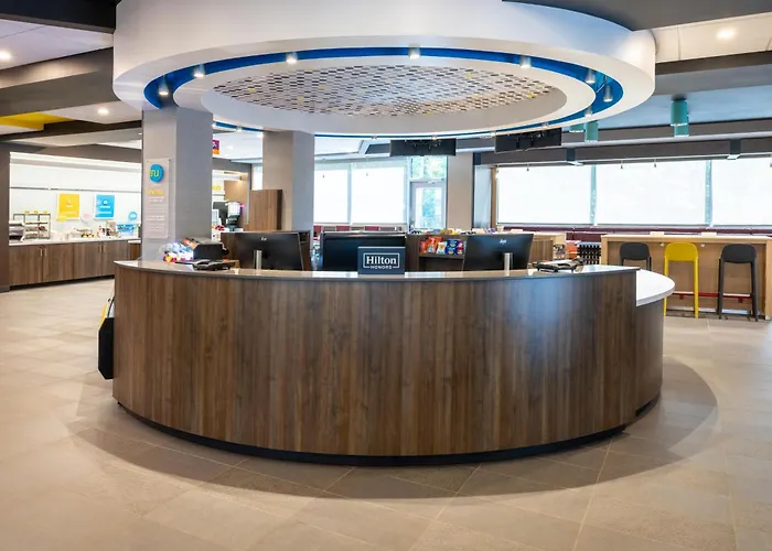 Tru By Hilton Commerce