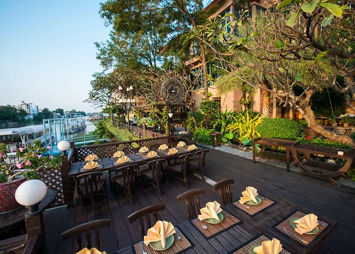 Krungsri River Hotel