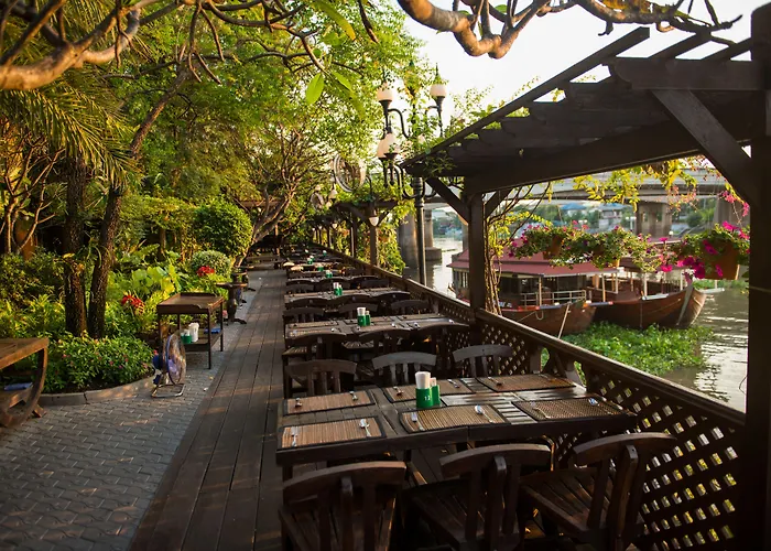 Krungsri River Hotel