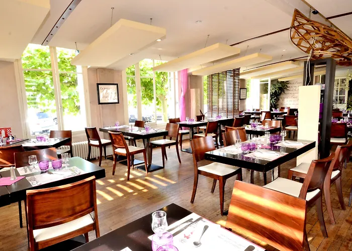 LOGIS Hôtel&Restaurant - Les Bords de Seine