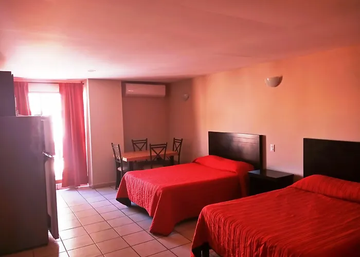 Los Jitos Hotel & Suites