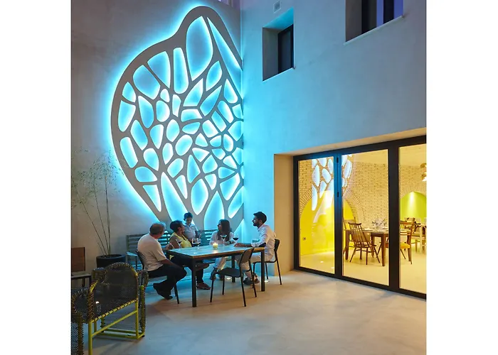 Hotel Galería Essentia