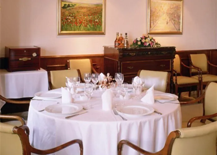 Hotel Chané