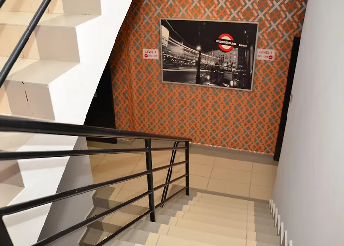D'Metro Hotel
