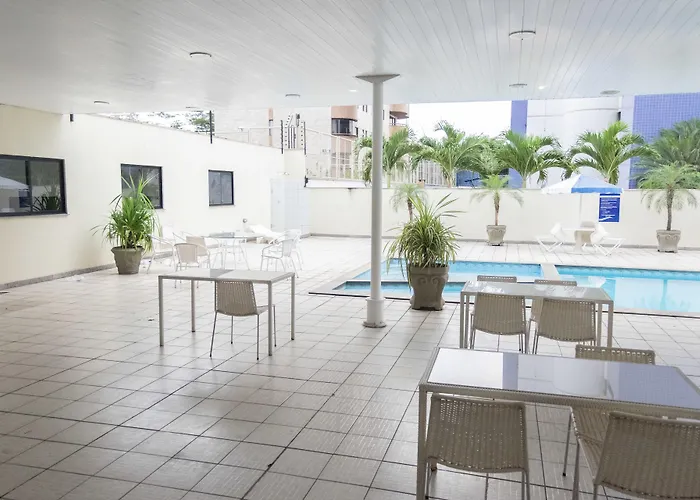 Arrey Executive Hotel