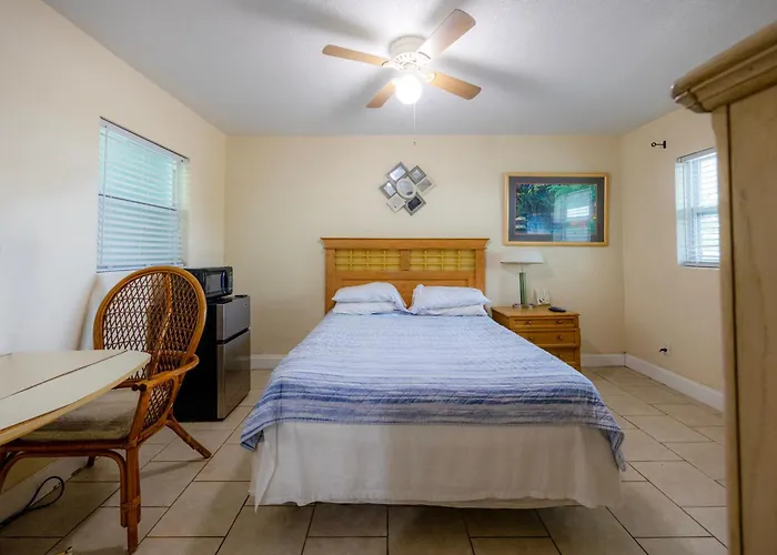 Siesta Motor Inn By Townhouse Kennedy Space Center Titusville I 95