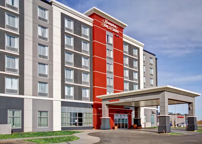 Hampton Inn & Suites - Medicine Hat