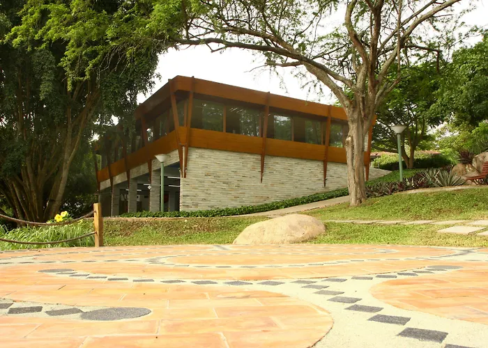 Oasis Hotel Spa