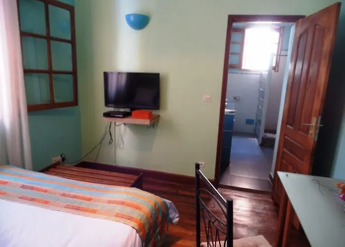 Maison Lovasoa