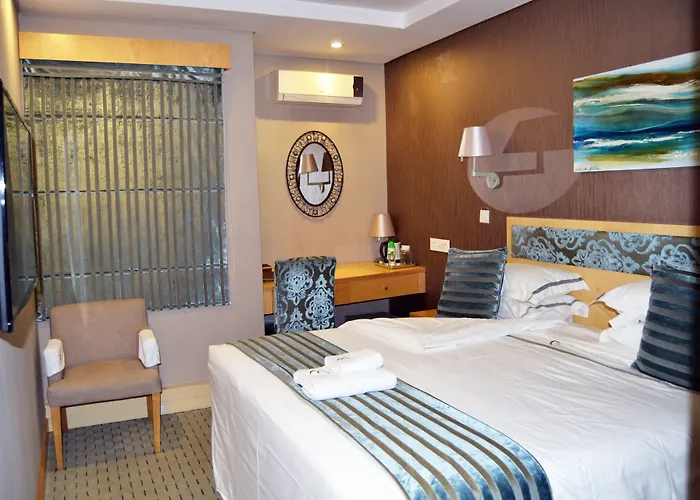 Aquarian Tide Hotel