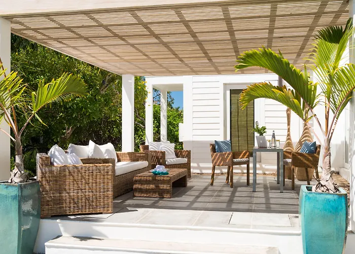 The Oasis At Grace Bay