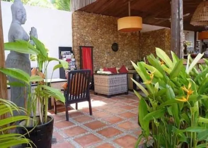 Raingsey Bungalow