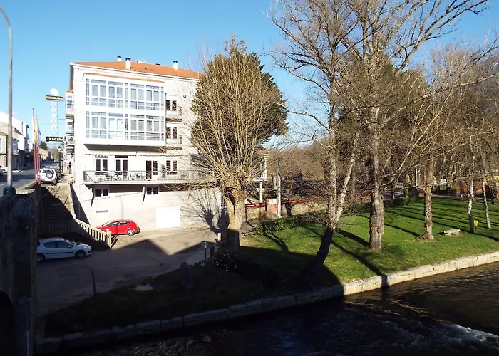 Hotel Ansuiña