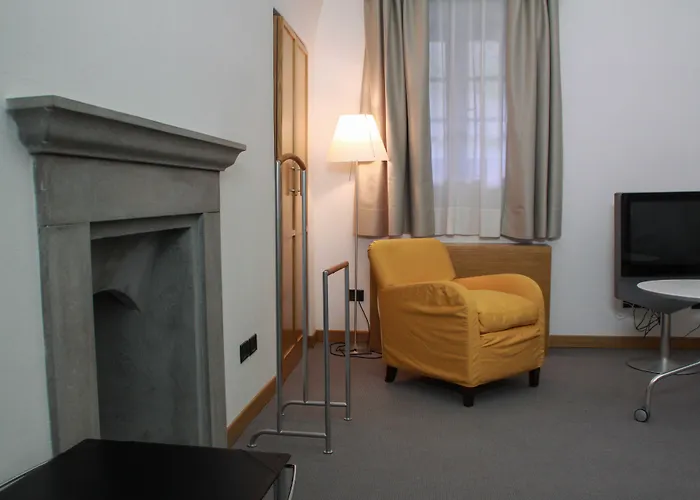 Hotel Cavour Et Des Officiers