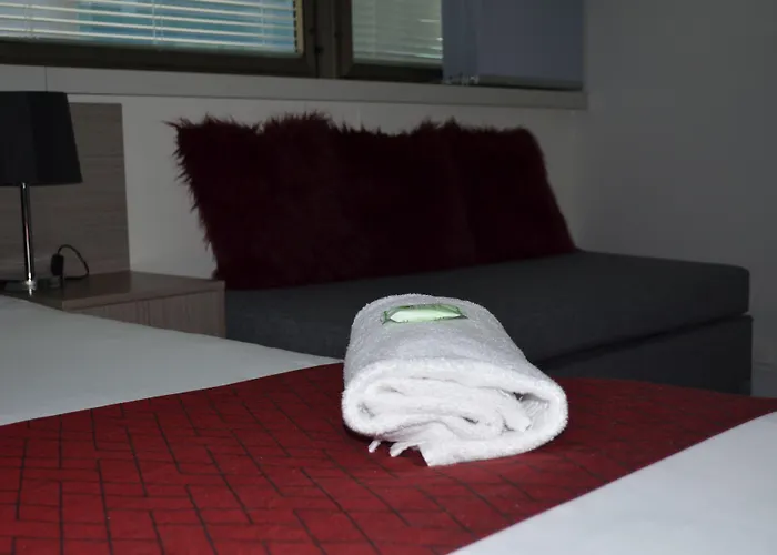 George Hotel Brisbane, Independent Collection By Evt
