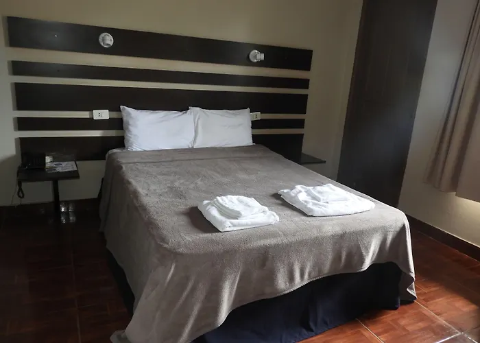 Hotel Puesta Del Sol