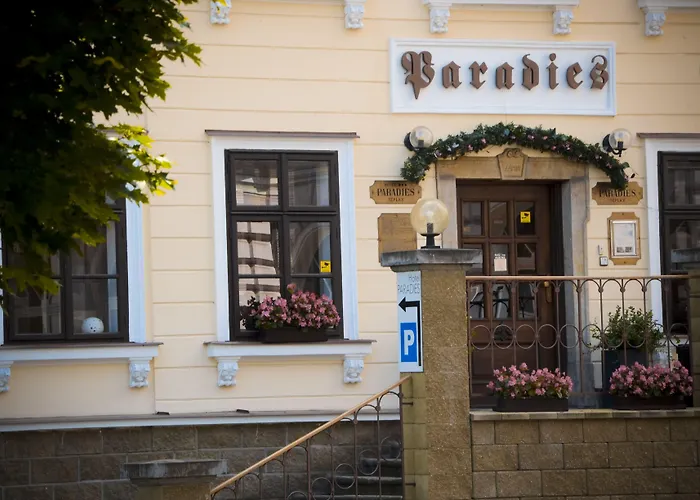 Hotel Paradies