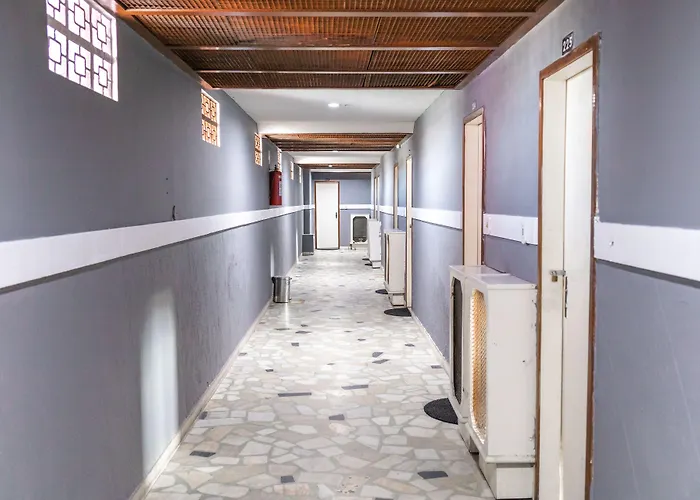 Hotel Avenida (Adults Only)