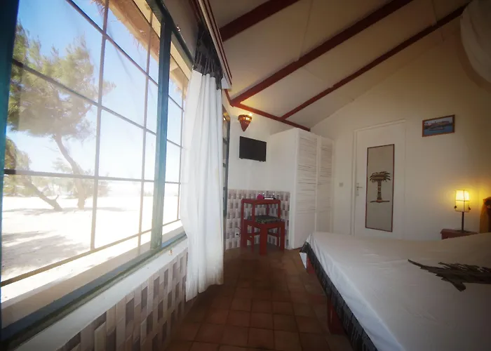 Diamarek Hotel Sur La Plage