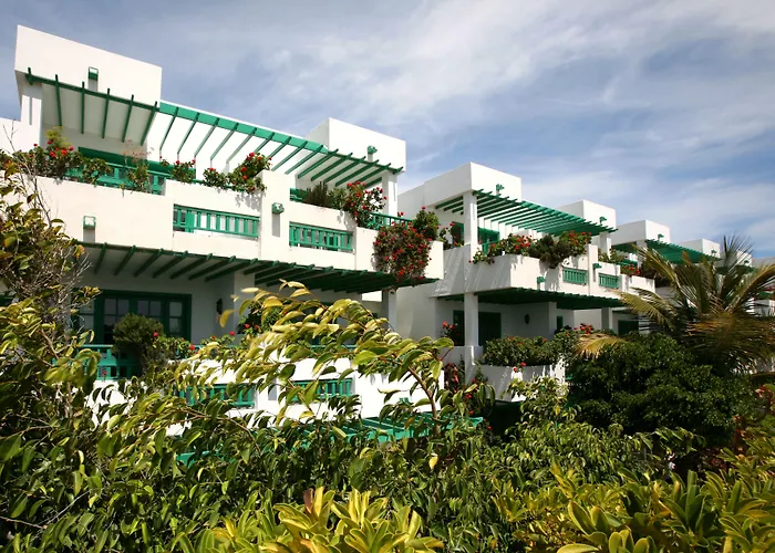 Nazaret Apartments